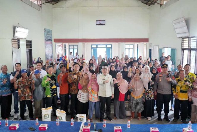 
					3.857 Warga Metro Barat dan Selatan Terima Bantuan Beras Cadangan Pemerintah