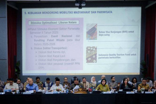 
					Sektor Pariwisata Dongkrak Pertumbuhan Ekonomi Kuartal II 2025