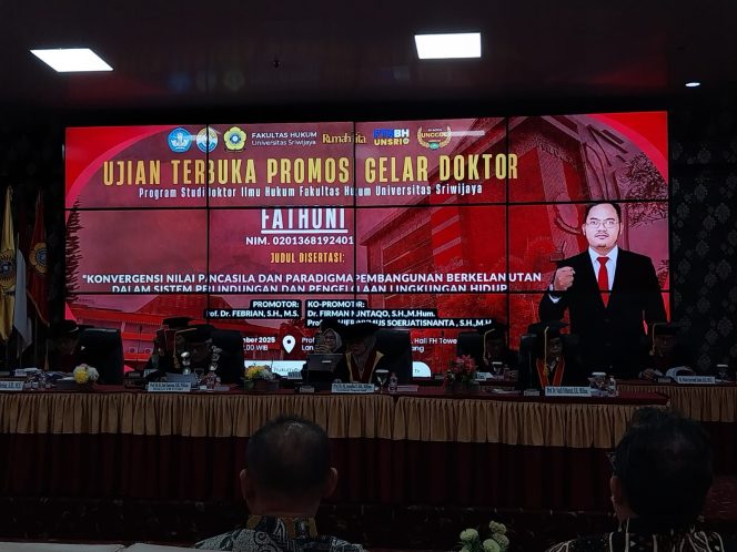 
					Usulkan Sistem PPLH yang Holistik, berkeadilan, dan Berkarakter Kebangsaan, Fatoni Berhasil Raih Gelar Doktor